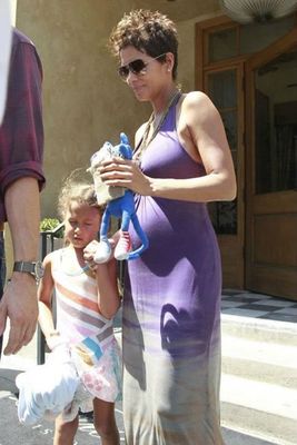 46 évesen Halle Berry újra babát vár