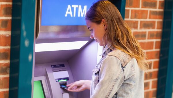 Figyelem! Hiába duplázódott február 1-től az ingyenes készpénz felvétel, mégis sokan elbukhatják