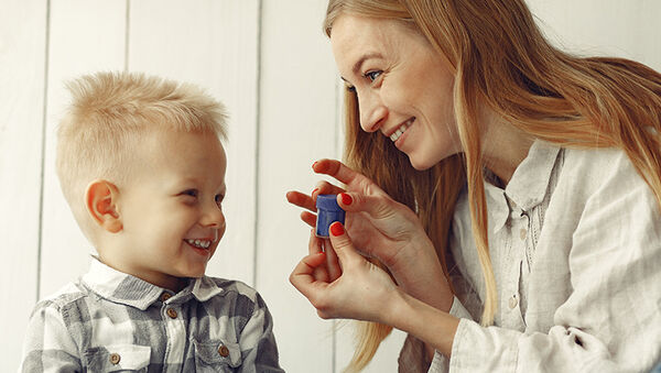 Hallás, látás, szókincs, memória fejlesztése: 10 fejlesztő játék óvodás, kisiskolás gyerekeknek - Logopédus javaslatai