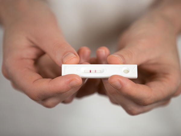 Terhességi teszt: legkorábban mikor mutatható ki a terhesség? 