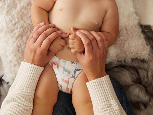 Csecsemőkori hasfájás: 10+1 tipp, hogy mit tegyél, ha fáj a baba pocakja