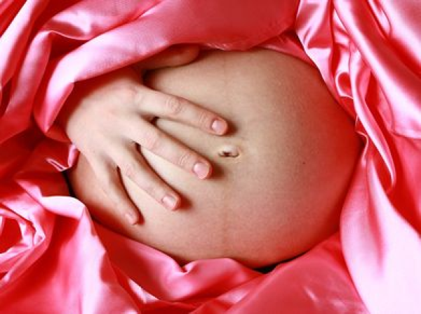 Félsz a szüléstől, a fájdalomtól? Hogyan készülj fel a szülésre, hogy jó élményként éld meg? A dúla válaszol