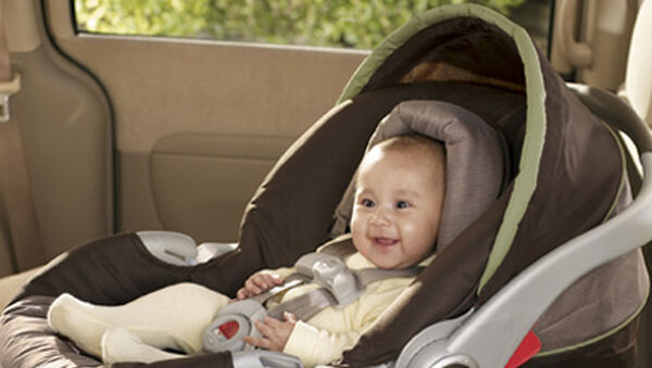 Így utazhatnak a babák és kisgyermekek az autóban a KRESZ szerint - Mire figyelj babaülés, gyerekülés vásárlásakor? Fogyasztóvédelmi szakértő ajánlása