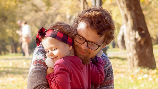 Hogyan lehetsz apaként a gyermeked példaképe? 10 módja annak, hogy igazi hőssé válj a szemében