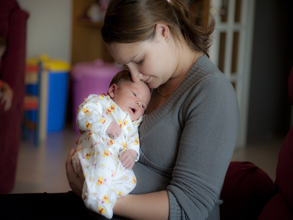 Első napok a babával: így oldd meg a rokonlátogatást, hogy ne legyen sértődés! - Védőnő praktikus tanácsai
