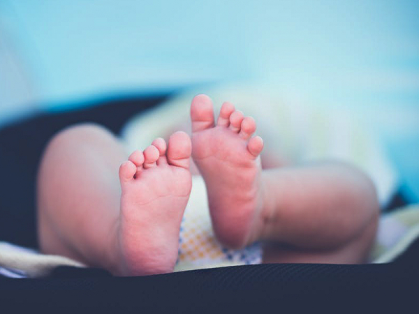 Egészségesen született, vírusfertőzést kapott a szolnoki kórházban az újszülött kislány - Belehalt a fertőzésbe, hiába küzdöttek az életéért