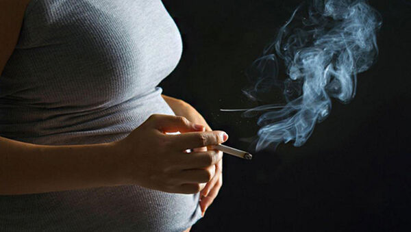 Terhesség alatti dohányzás - még durvábban károsítja a magzatot a dohányfüst, mint eddig hitték! 