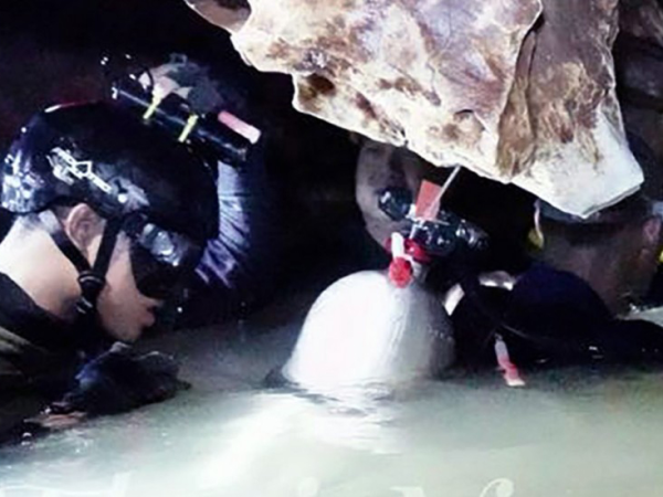 A legfrissebb hírek a barlangban rekedt thai fiúkról! Ezt közölte a mentés vezetője egy sajtótájékoztatón