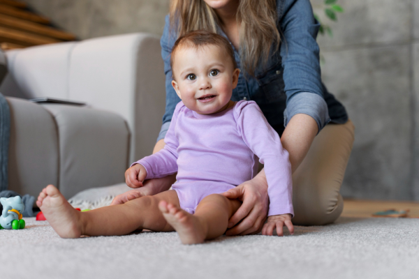 A baba ültetése - Mikor és hogyan ülhet a baba? Milyen gyakorlatok segítik az ülést?