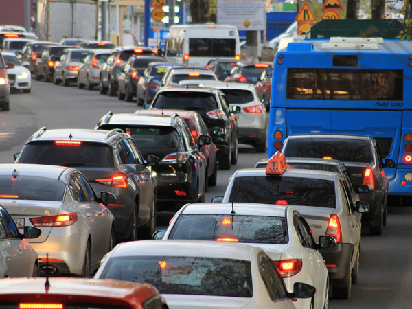 Zajszennyezés hatása az egészségre: Mennyivel növeli a közúti zaj az elhízás kockázatát?