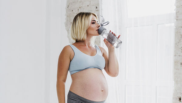BPA-mentes kulacsod van? Inkább ne igyál belőle, ha babát vársz! - Károsíthatja a magzat agyfejlődését a kioldódó BPS