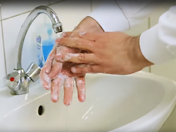A helyes kézmosás szabályai: Így mosd a kezed, hogy elkerüld a vírusfertőzéseket! - Mikor kell feltétlenül kezet mosni?