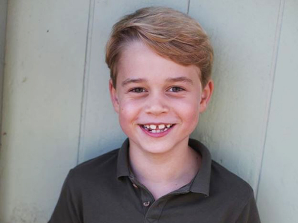 Fotók: 7 éves lett György herceg! - Katalin és Vilmos nagyobbik fia egyre jobban hasonlít az apukájára