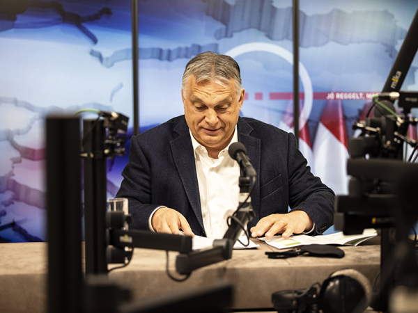 Orbán Viktor: 4 millió beoltottnál mehetnek moziba, állatkertbe, játszóházba, kalandparkba a védettségi igazolvánnyal rendelkezők