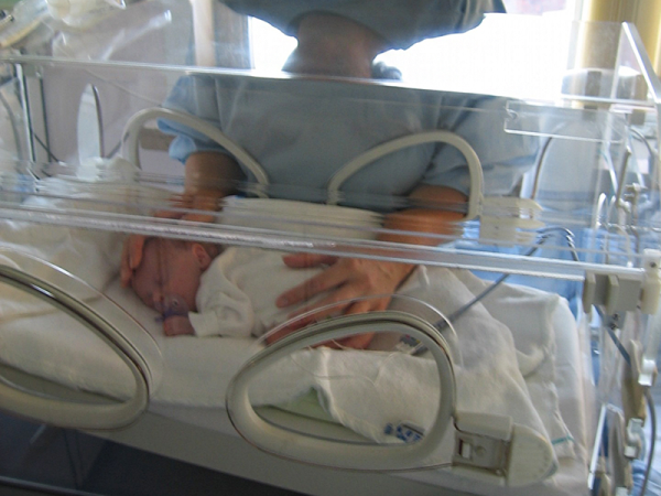 265 grammal született kisbabát sikerült megmenteni a Debreceni Klinikán - Így gondoskodnak a szakemberek a koraszülöttekről
