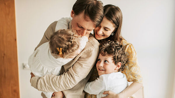 Ezért nélkülözhetetlen az apa a gyereknevelésben: 5 ok, amiért a kezdetektől hagyd bevonódni a gyerek életébe