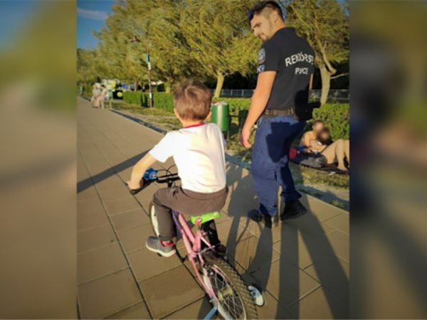 4 éves kisfiú kóborolt el Siófokon, a rendőrökkel sem állt szóba - Így sikerült visszavinni a családjához