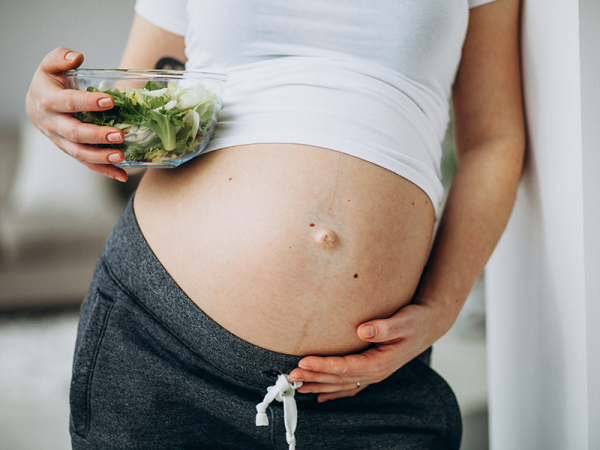 Terhes kismama étrendje: Már a magzatok is grimaszolnak bizonyos ételek ízétől - Ultrahangfotókon látszik a különbség