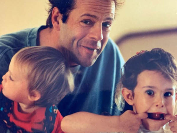 Babát vár Bruce Willis és Demi Moore legidősebb lánya! - Rumer Willis pocakos fotóval jelentette be az örömhírt