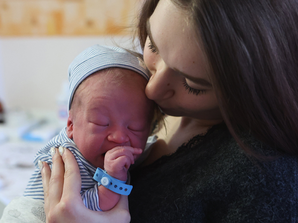 Újévi baba 2023: Budapesten és vidéken is kisfiú született először 2023 első perceiben - Ezt lehet róluk tudni