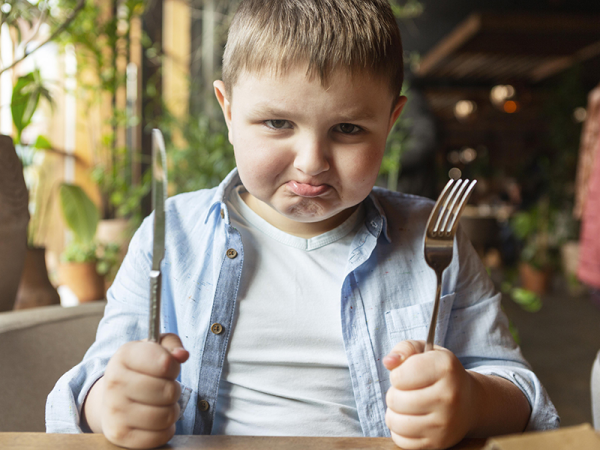 Nem mindegy, mit adsz enni a gyereknek - Ezt rontja el a legtöbb szülő a gyermeke táplálásánál