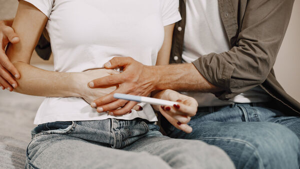 Terhességi tünetek kispapáknál - Tényleg létezik?