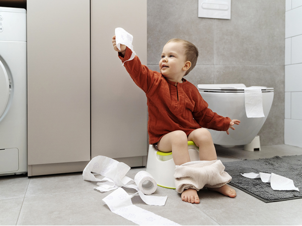 Szobatisztaság jelei: Mikor érett a szobatisztaságra a gyerek? Mikortól nem fog a pelusba pisilni, kakilni?
