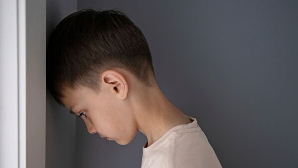 "Apa, miért hagytál el?" - Mit okoz a gyerekben, ha az apja elhagyja? És ha fizikailag ott van, de nem törődik vele?