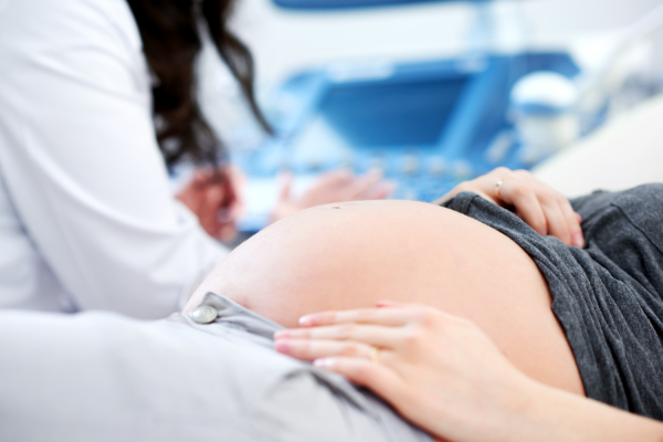 A terhesség alatti vizsgálatok az anyasági segély igénybevételének is feltételei