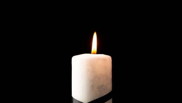 „Végignézték, ahogy lángol az anyukájuk” - Élő adásban gyújtotta fel magát a magyar édesanya egy TikTok kihívás miatt (videó)