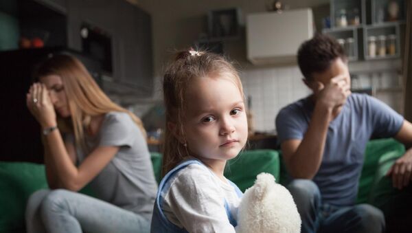 „Nem a szavakat érti, de tudja…” - Vekerdy Tamás a családi konfliktusok hatásairól