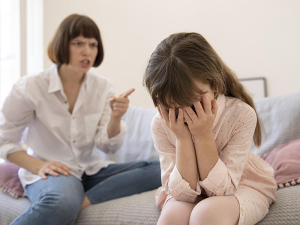 Miért üti meg egy szülő a gyerekét? - Mit tanítasz a gyermekednek azzal, ha megvered? Mit tehetsz helyette?