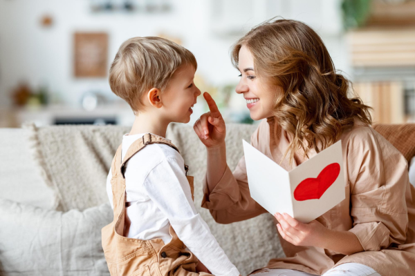 10 dolog, amit feltétlenül mondj a gyermekednek - így érzi majd igazán, hogy fontos a számodra